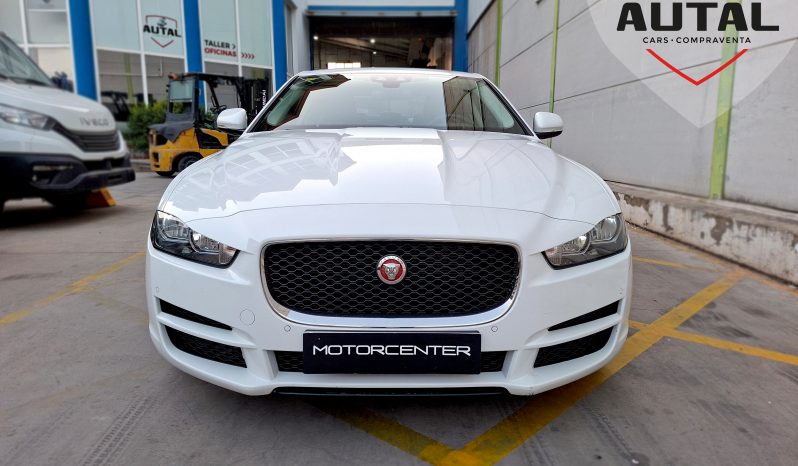 Jaguar XE | 180CV | Automático | 2017
