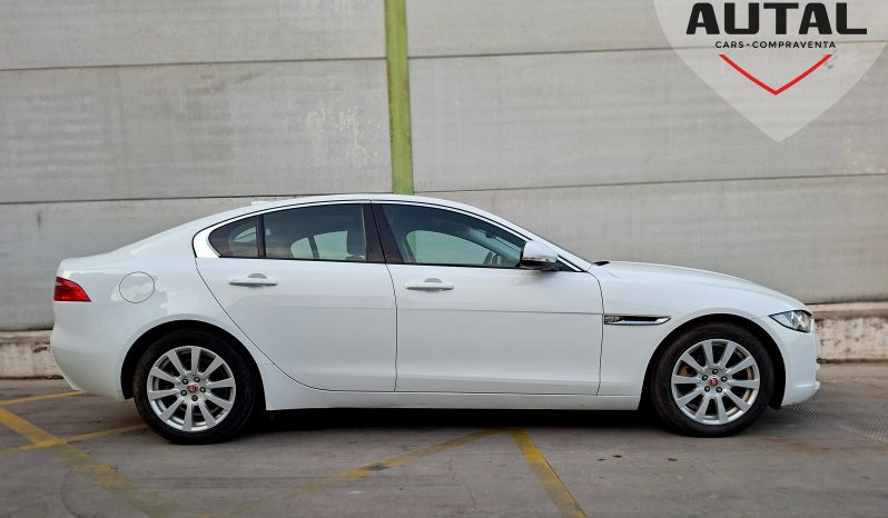 Jaguar XE | 180CV | Automático | 2017